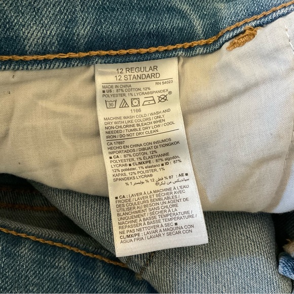 Old Navy Stretch Fitted Jean Shorts 12 NWT - Picture 6 of 6